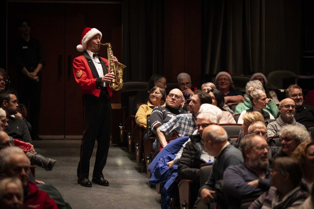 Christmas benefit concert
